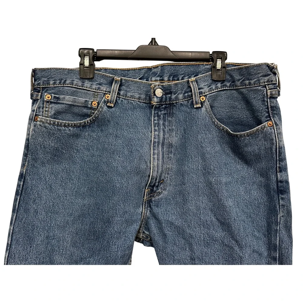 Levis 505 Regular Fit Straight Leg Blue Jeans Mens 38x32 Medium Wash Denim‎ - Picture 2 of 7